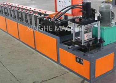 चीन स्वचालित हाइड्रोलिक जस्ती शीत इस्पात की दुकान स्लेट रोलर शटर दरवाजा रोल बनाने मशीन आपूर्तिकर्ता