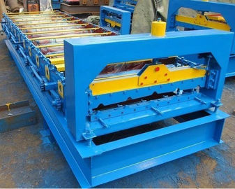 चीन लोहे की छत पैनल रोल बनाने की मशीन 380v 3 वाक्यांश 50 हर्ट्ज आवृत्ति आपूर्तिकर्ता
